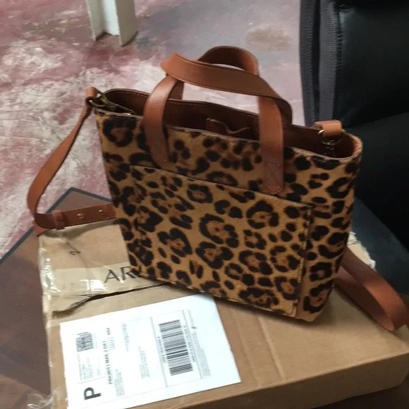 Madewell small leopard transport tote - Picture 3 of 6